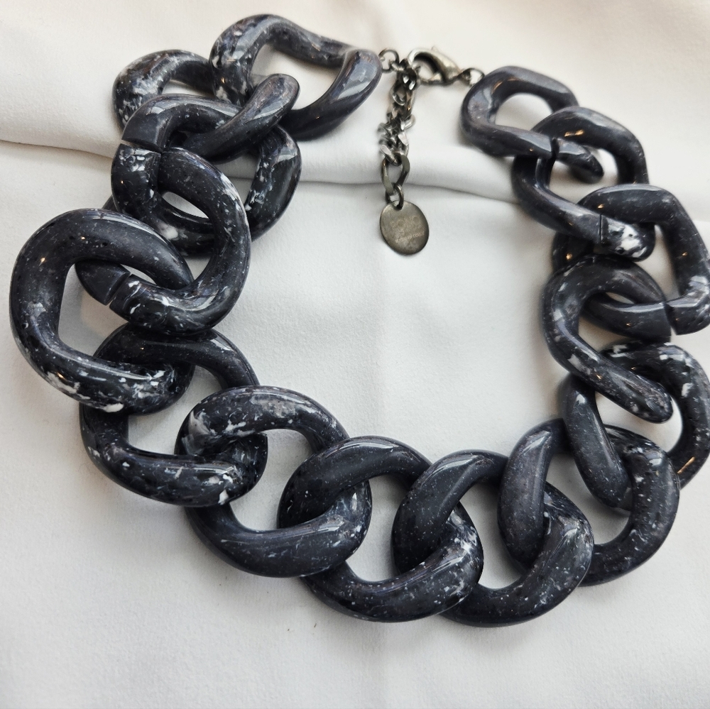 Modernist PONO Italian Resin Chain Necklace 20"